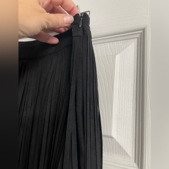 🌮NWOT SOPRANO Faux Suede Midi Fringe Skirt, S - Picture 2 of 6